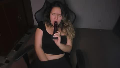 Snapshot of ash_smith1 chatting on September 12, 3:08 am ash_smith1 online show from September 12, 3:08 am