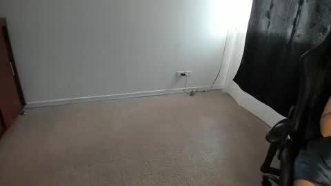 Snapshot of ash_smith1 chatting on March 4, 8:16 pm ash_smith1 online show from March 4, 8:16 pm