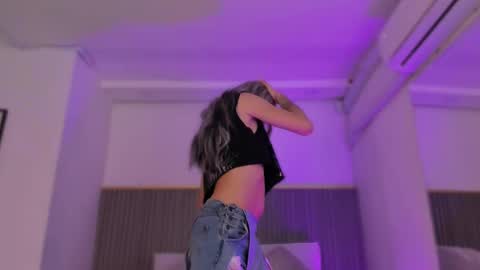 ash_valentine online show from March 5, 8:07 pm