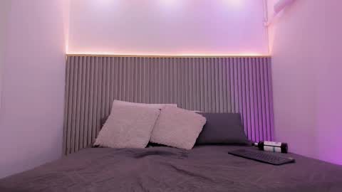 ash_valentine online show from February 13, 8:12 pm