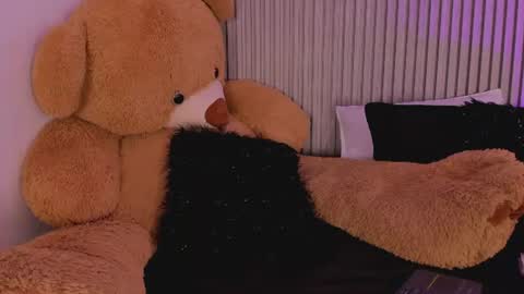 ash_valentine online show from July 12, 8:34 pm