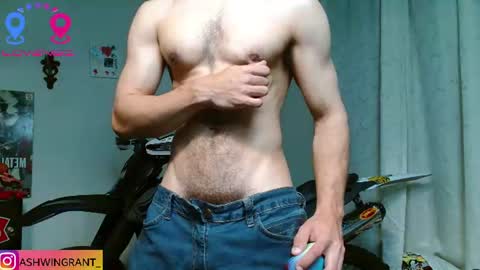 ash_wingrant online show from July 14, 10:21 am