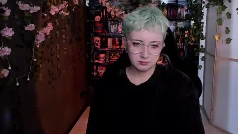 AshleyAshe  online show from August 9, 7:25 am