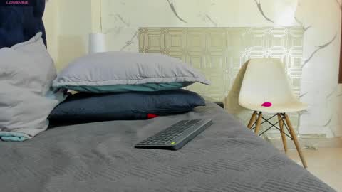   Asher  online show from March 17, 6:35 pm