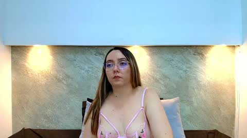 Asley Bennet online show from October 23, 7:10 am