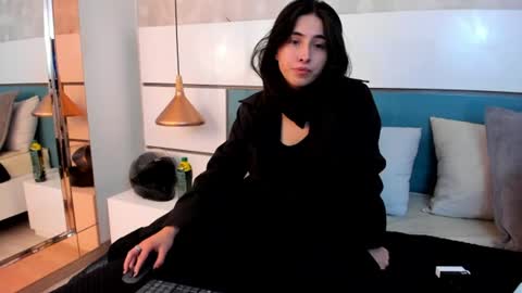 Ashkoreh online show from July 22, 10:01 pm