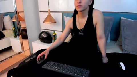 Ashkoreh online show from July 21, 8:44 pm