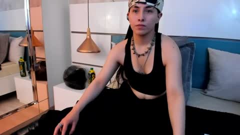 Ashkoreh online show from July 27, 8:17 pm