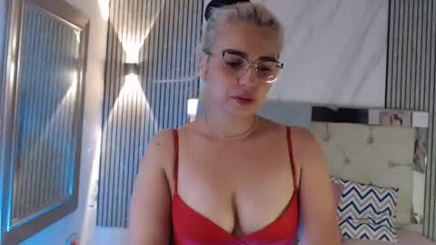 ashley__tylor online show from July 25, 9:02 pm