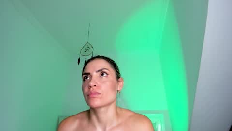 Snapshot of ashley_blair chatting on September 24, 11:11 pm ashley_blair online show from September 24, 11:11 pm