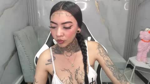 ashley_blum_v online show from November 20, 8:39 pm