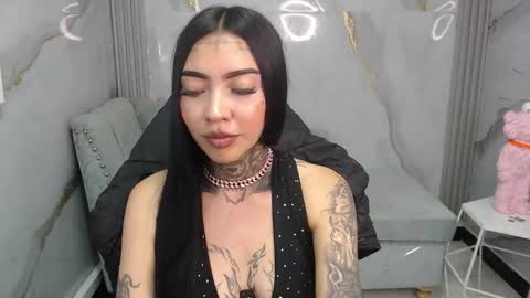 ashley_blum_v online show from December 5, 8:06 pm