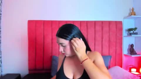 ashley_ollsen online show from November 5, 3:08 am