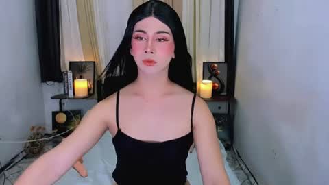 ashley online show from June 17, 10:42 am