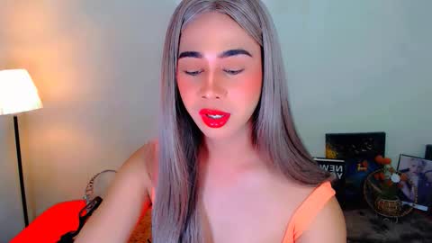 ashley online show from March 11, 8:01 pm