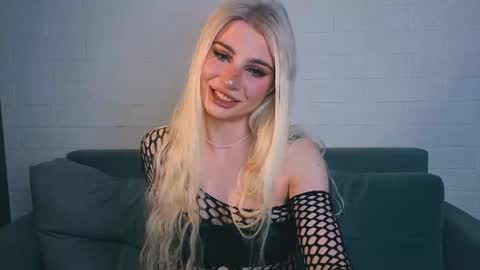 Ashley online show from April 30, 10:58 pm