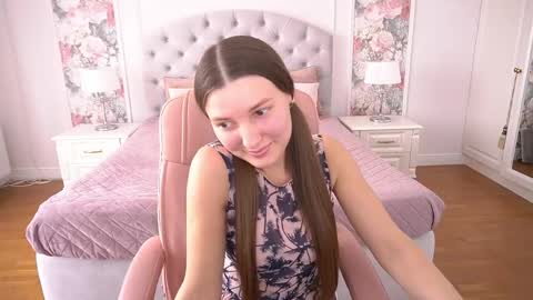 ashleybaee online show from April 24, 12:51 pm