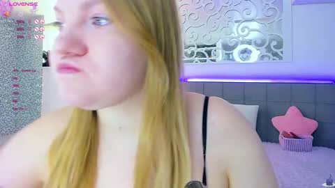 AshleyJonse online show from November 5, 6:37 am