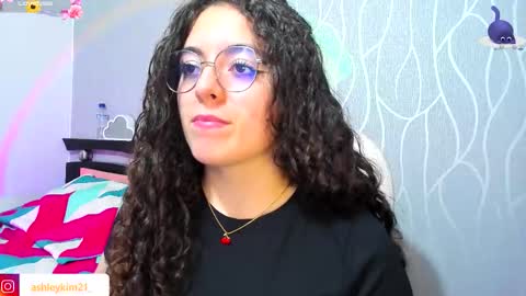 .. Ashley .. online show from September 21, 12:47 am