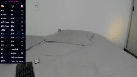 Snapshot of ashleyknightt chatting on September 18, 1:53 am Ashley knight online show from September 18, 1:53 am