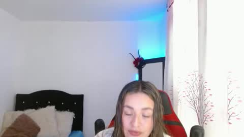 ASHLEY online show from April 30, 8:57 pm