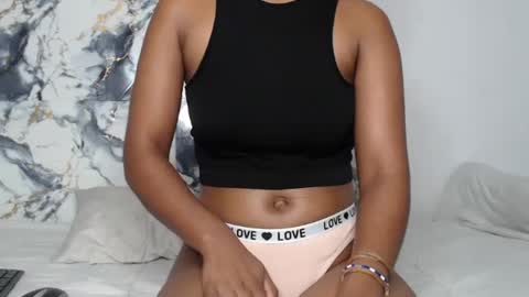 ashleyt255 online show from June 14, 8:16 am