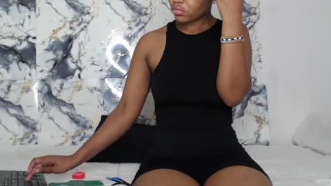 ashleyt255 online show from July 2, 6:35 pm