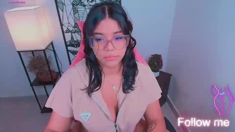 Ashleyy18   online show from May 3, 1:11 am