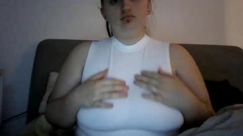 AshLiv69 online show from May 6, 8:48 pm
