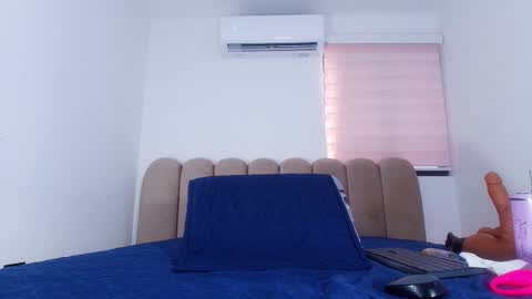 Ashly online show from December 21, 12:55 pm