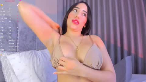 Paula Baleta  online show from March 13, 11:52 pm