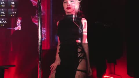 Mila online show from February 4, 7:29 am