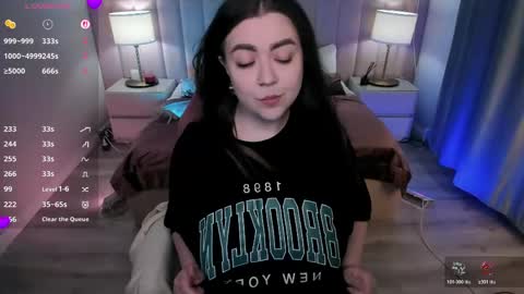 Your girlfriend online show from May 1, 10:59 pm
