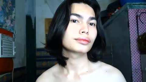 asian_babyboi online show from June 7, 1:27 pm