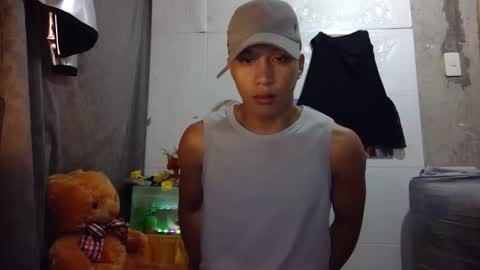 asian_cum_josh online show from April 29, 6:35 pm