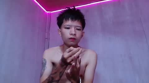 asian_macky online show from April 29, 6:51 am