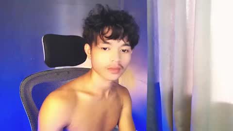 cCALL ME MJ online show from May 18, 4:00 am
