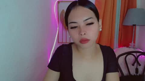 Angel online show from July 21, 10:45 pm