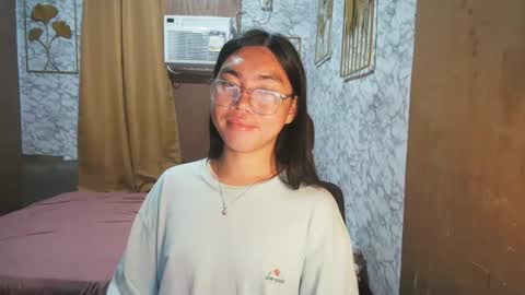 Rhean online show from September 21, 1:09 am