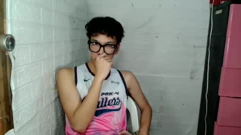 EIZE online show from March 12, 5:00 am