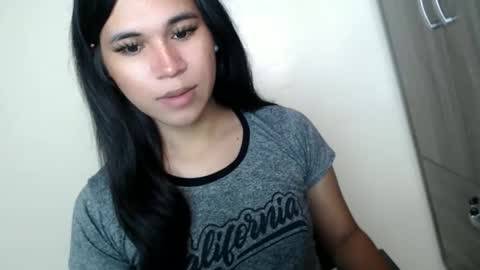 asianblk_barbiedoll online show from May 2, 12:27 am
