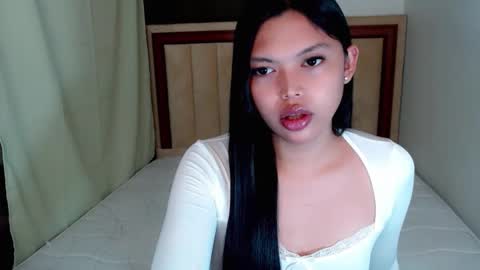 asiancumgirlxxx_ online show from March 17, 11:26 am