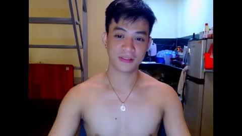 asiandreamboyx online show from March 22, 3:10 am