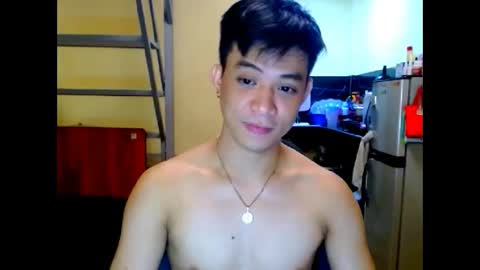 asiandreamboyx online show from April 25, 1:41 pm
