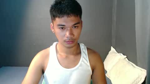 Snapshot of asianhunk_jamesx chatting on September 8, 7:57 pm asianhunk_jamesx online show from September 8, 7:57 pm
