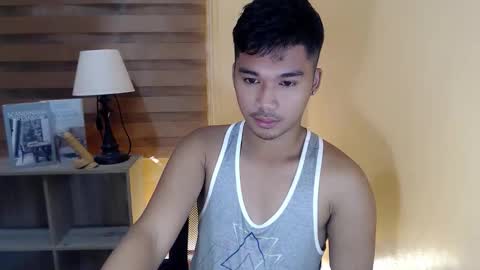 asianhunk_jamesx online show from November 21, 12:03 pm