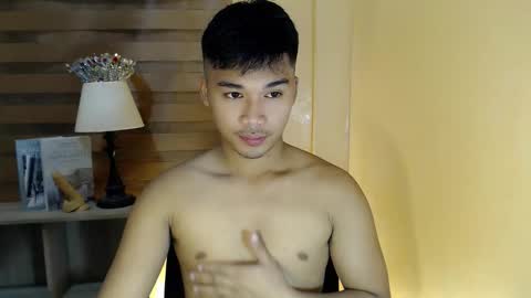 asianhunk_jamesx online show from November 14, 10:17 am