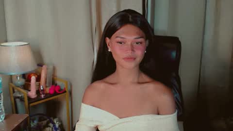 Kianna online show from May 17, 10:24 am