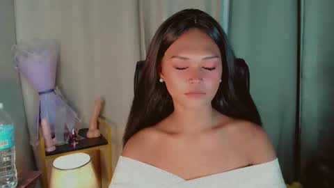 Kianna online show from April 25, 12:51 pm