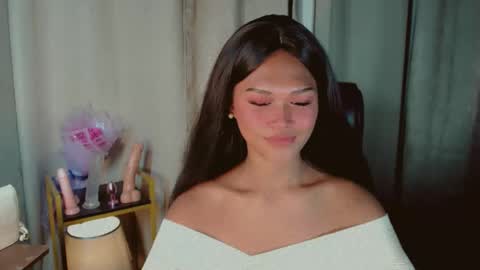 Kianna online show from April 23, 12:29 pm